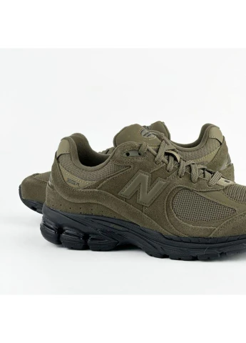 Оливковые (хаки) всесезонные кроссовки 2002r m2002rzc New Balance