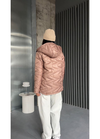 Светло-коричневая демисезонная куртка 8125512 стеганная плащевка лакированная,силикон 200,с капюшоном на молнии двухсторонний Україна