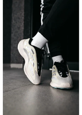 Цветные летние кроссовки adidas yeezy boost 700 v3 azael адидас изи буст No Brand