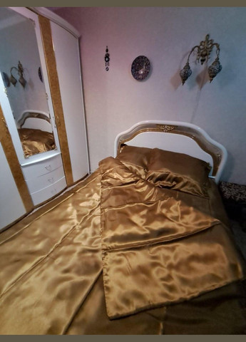 Атласна постільна білизна Полуторний Коричневий 145 x 210 з простирадлом на гумці (141401) No Brand (308755276)