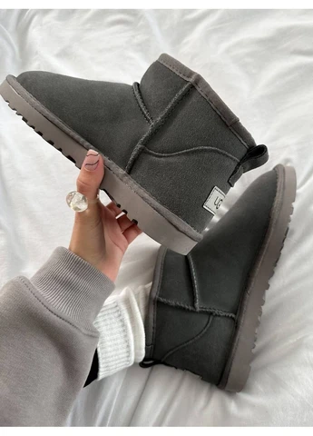 Зимние ботиночки зимние UGG