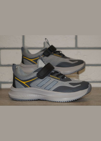 Серые демисезонные кроссовки спортивные для мальчика серые Jong Golf