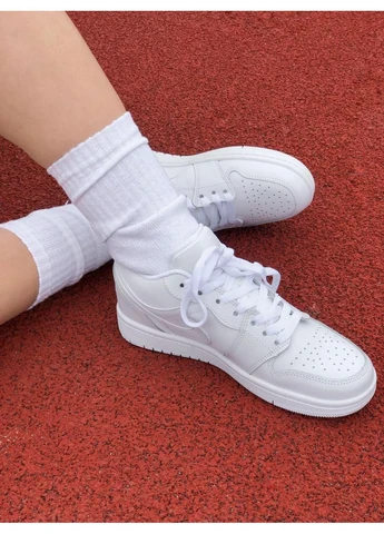 КРОССОВКИ ЖЕНСКИЕ NIKE AIR JORDAN RETRO 1 LOW FULL WHITE НАЙК АИР ДЖОРДАН БЕЛЫЕ No Brand белые демисезоны (391953716)