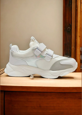 Білі осінні дитячі кросівки для дівчинки том м 7424а Tom.M