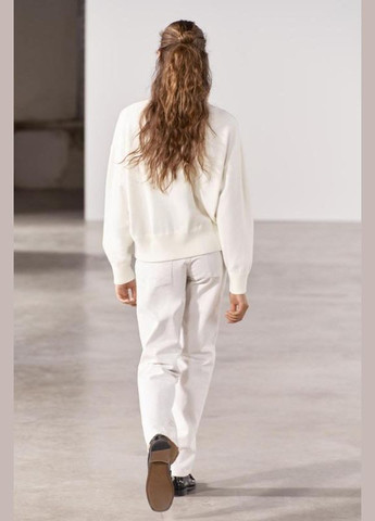 Бежевий демісезонний базовий молочний светр Zara