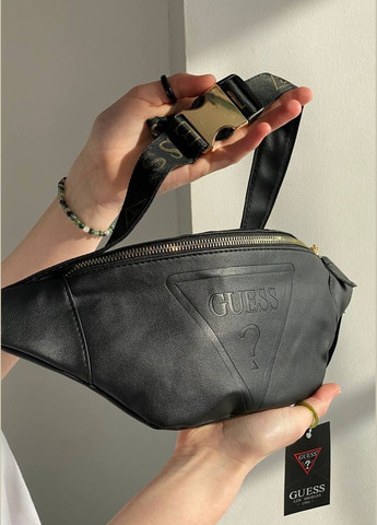 Женская бананка GUESS поясная сумка с золотыми надписями на ремне черная No Brand (292577603)