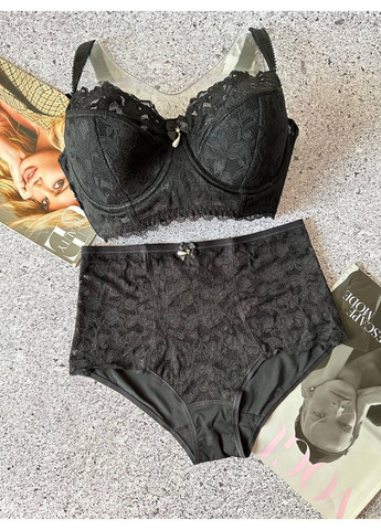 Чорний комплект бюстгальтер на кісточках і трусики сліпи чорний Lanny Mode