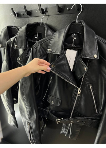 Чорна стильна куртка косуха No Brand