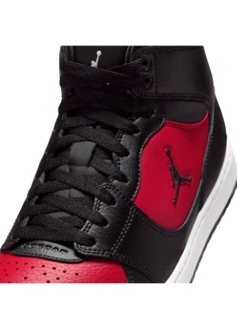 Цветные демисезонные кроссовки court connect mid mens shoes black/red iq5685-006 Air Jordan