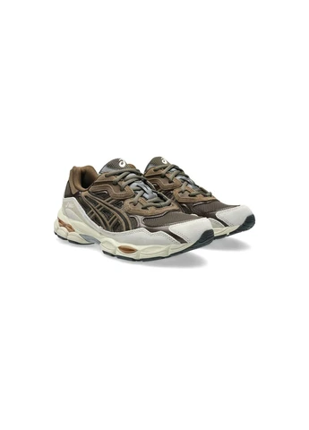 Коричневые демисезонные кроссовки gel-nyc brown 1203a383-201 Asics