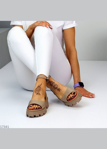 Бежевые бежевые кожаные женские босоножки на платформе Garti с ремешком на тракторной подошве