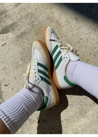 Белые демисезонные кроссовки мужские adidas samba og sporty & rich white green адидас самба белые No Brand
