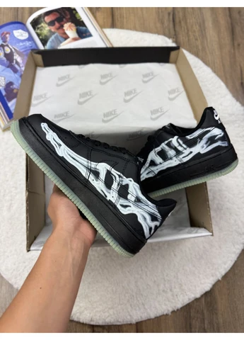 КРОСІВКИ ЖІНОЧІ NIKE AIR FORCE LOW SKELETON QS BLACK НАЙК АІР ФОРС ЧОРНІ No Brand чорні демісезони (391938346)