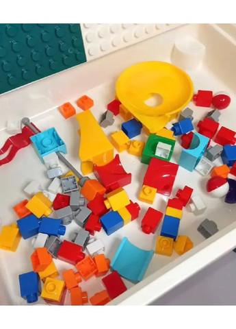 Дитячий ігровий багатофункціональний столик 6787-119 з конструктором та стільчиком 2 кошики 124 деталі Білий з бірюзовим Mhz (363831052)