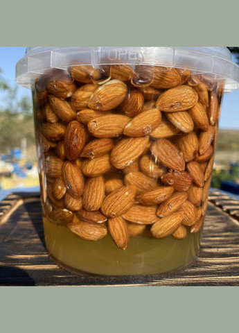 Мед акації з мигдалем 1,0 л (1200 грам) МЕД ПОШТОЮ (322148743)