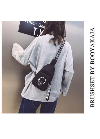 Сумка через плече з водовідштовхувальної тканини чорна Music з ременем Born champs КиП (290683316)