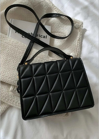 Женская классическая сумка 21137 на ремешке черная No Brand (283022774)