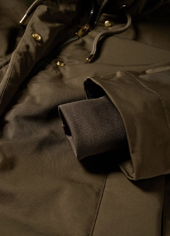 Оливкова (хакі) демісезонна куртка C&A