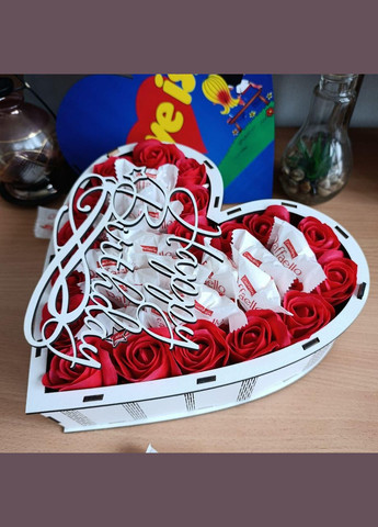 Подарунковий бокс із цукерками та трояндами для дівчини (ar182) No Brand (320777946)