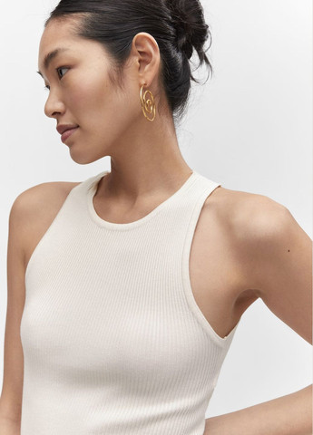 Кремовое платье трикотажное Mango однотонное