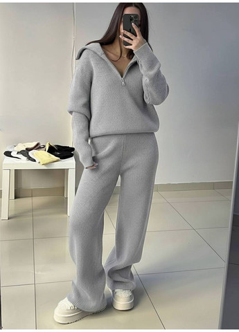 Вязаный женский костюм с трендовым полувером на змейке. No Brand (369136015)