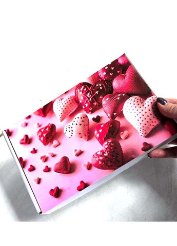 Бокс подарунковий весняний до 8 березня Little Black Dress Avon (316652996)