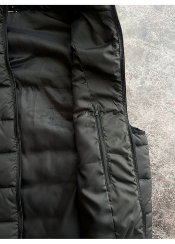 Жилетка Adidas плащівка не продувається,синтепон 200,Туреччина,капюшон знімається Україна (356693857)