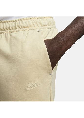Шорти чоловічі M Tech Lghtwht Short Yellow Nike (366039177)