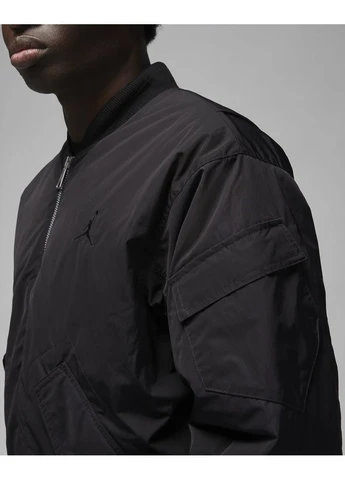 Чорна демісезонна куртка essentials renegade jacket black fb7316-010 Air Jordan