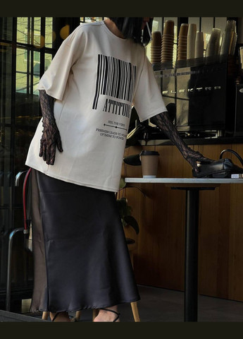 Белая летняя женская футболка кулир с длинным рукавом No Brand