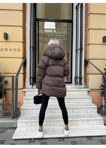 Коричнева зимня жіноча зимова куртка с капюшоном коричневого кольору 35267 Fashion