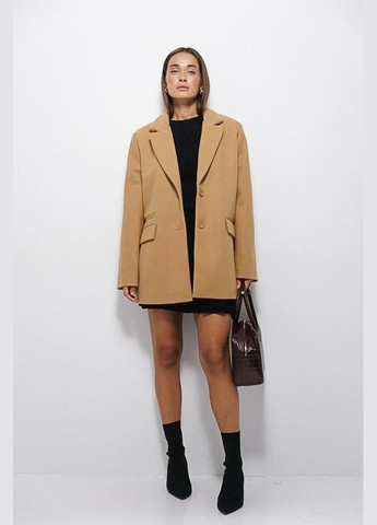 Бежеве демісезонне Коротке жіноче пальто однобортне бежевого кольору MKAR69209-1 Modna KAZKA