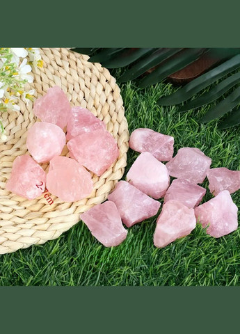 Необработанный камень Розового кварца 1 шт, размер камня 20-38 мм No Brand (308994194)