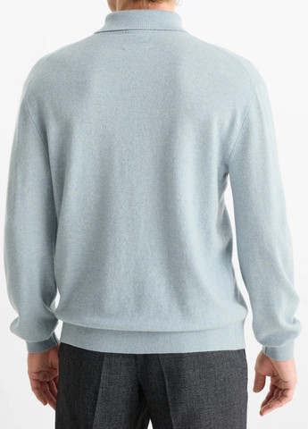 Светло-голубой демисезонный свитер C&A