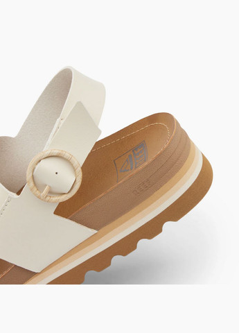 Бежевые босоножки женские Reef