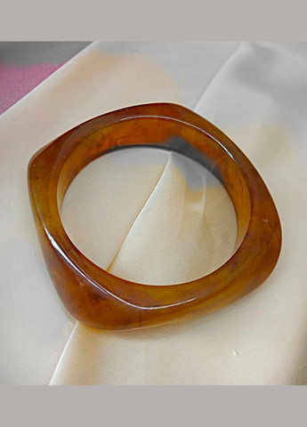 Комплект массивных 3 браслета с мраморным принтом No Brand (338217767)