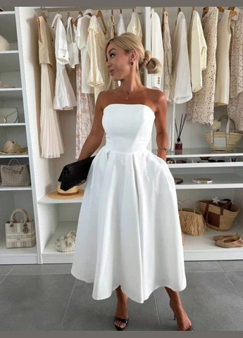 Білий кежуал, вечірня приталена сукня з пишною спідницею з пишною спідницею Adelante однотонна