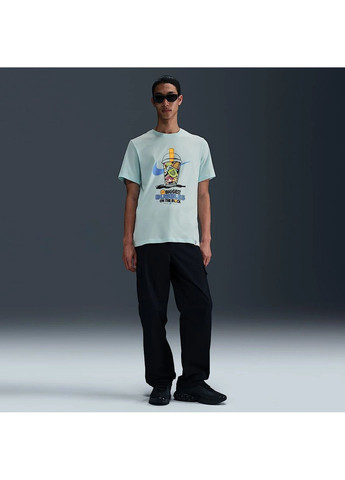 Блакитна футболка чоловіча sportswear bubble tea light blue Nike