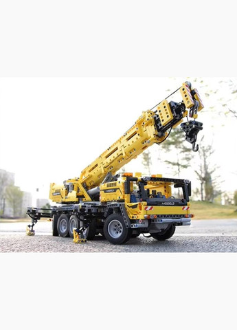 Конструктор дитячий підйомний кран на дистанційному управлінні 2590 деталі Mould King (358688570)