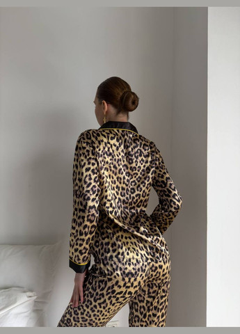 Комбинированная всесезон стильная шелковая пижама с леопардовым принтом рубашка + брюки No Brand