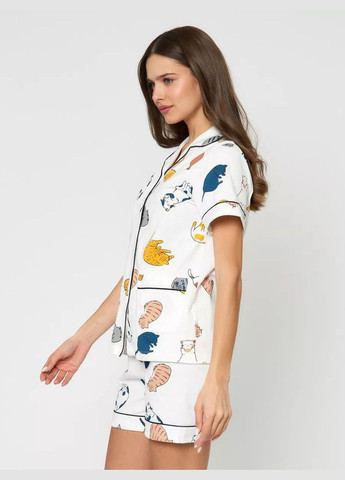 Белая всесезон трендовая женская пижама котики комплект 3 в 1 рубашка на пуговицах шорты и штаны для сна и домашнего уюта рубашка + шорты + брюки No Brand Піжама