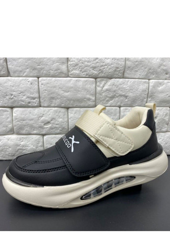 Чорні всесезон кросівки cn11384-0 Jong Golf