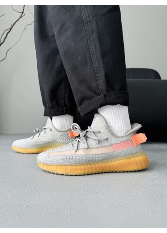 КРОСІВКИ ЖІНОЧІ ADIDAS YEEZY BOOST V2, TRFRM АДІДАС ІЗІ БУСТ No Brand комбіновані демісезони (391946867)