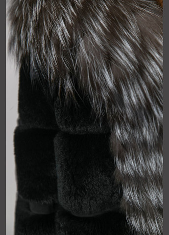 Шуба з хутра шиншилового кролика з оздобленням чорнобуркою Chicly Furs (290665084)