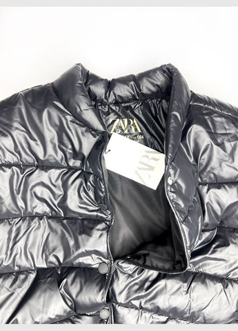 Черная демисезонная куртка 122 см черный артикул л169 Zara