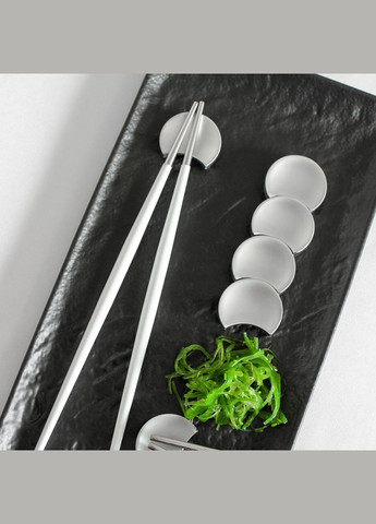 Комплект круглої срібної підставки та паличок для суші срібло із білою ручкою для дому ресторанів, кафе. REMY-DECOR (293152652)