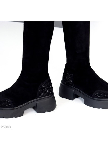 Жіночі ботфорти Linda з еко-замші стрейч, декоровані стразами, на товстій підошві No Brand (352009371)