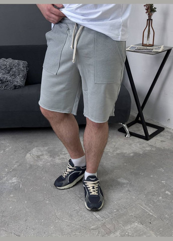 Стильні шорти з накладними карманами з якісної тринитки Vakko (327592720)