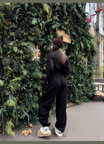 Зимовий чорний комбінезон на флісі з гумкою на талії – дуже зручний вибір для стильних та теплих зимових образів No Brand 208-1 однотонний чорний