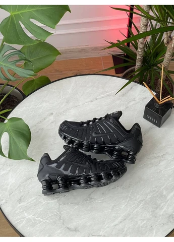 Черные демисезонные кроссовки мужские и женские nike shox tl black | найк шокс тл черные No Brand